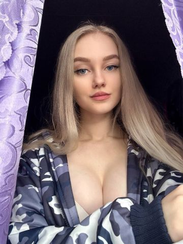 Симона Элегантная Калашниково